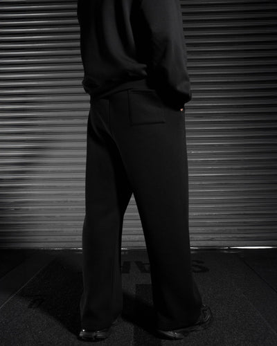 Daily Logo Wide Jogger - Obsidian Black