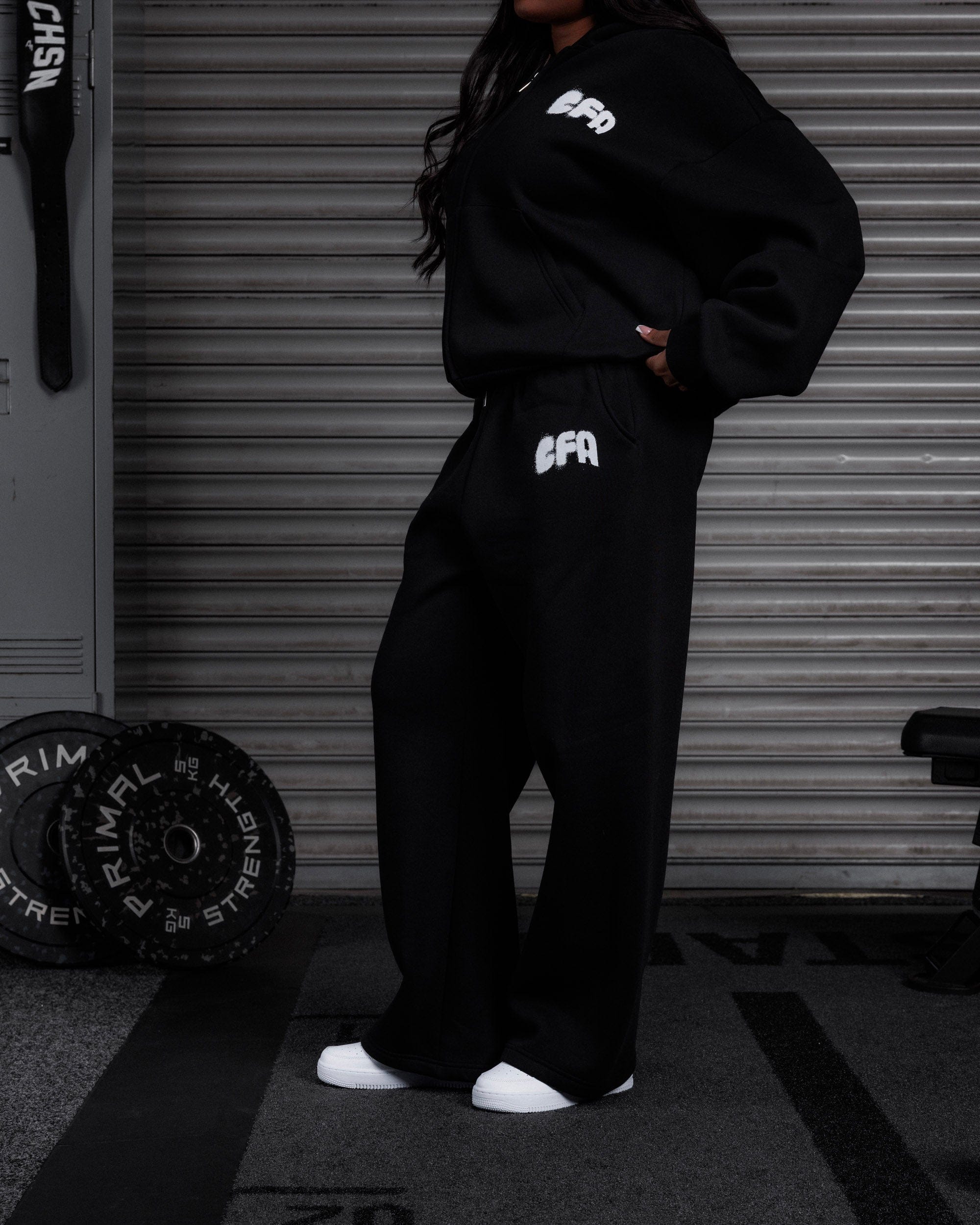 Spray Wide Joggers - Obsidian Black-thumbmail-3