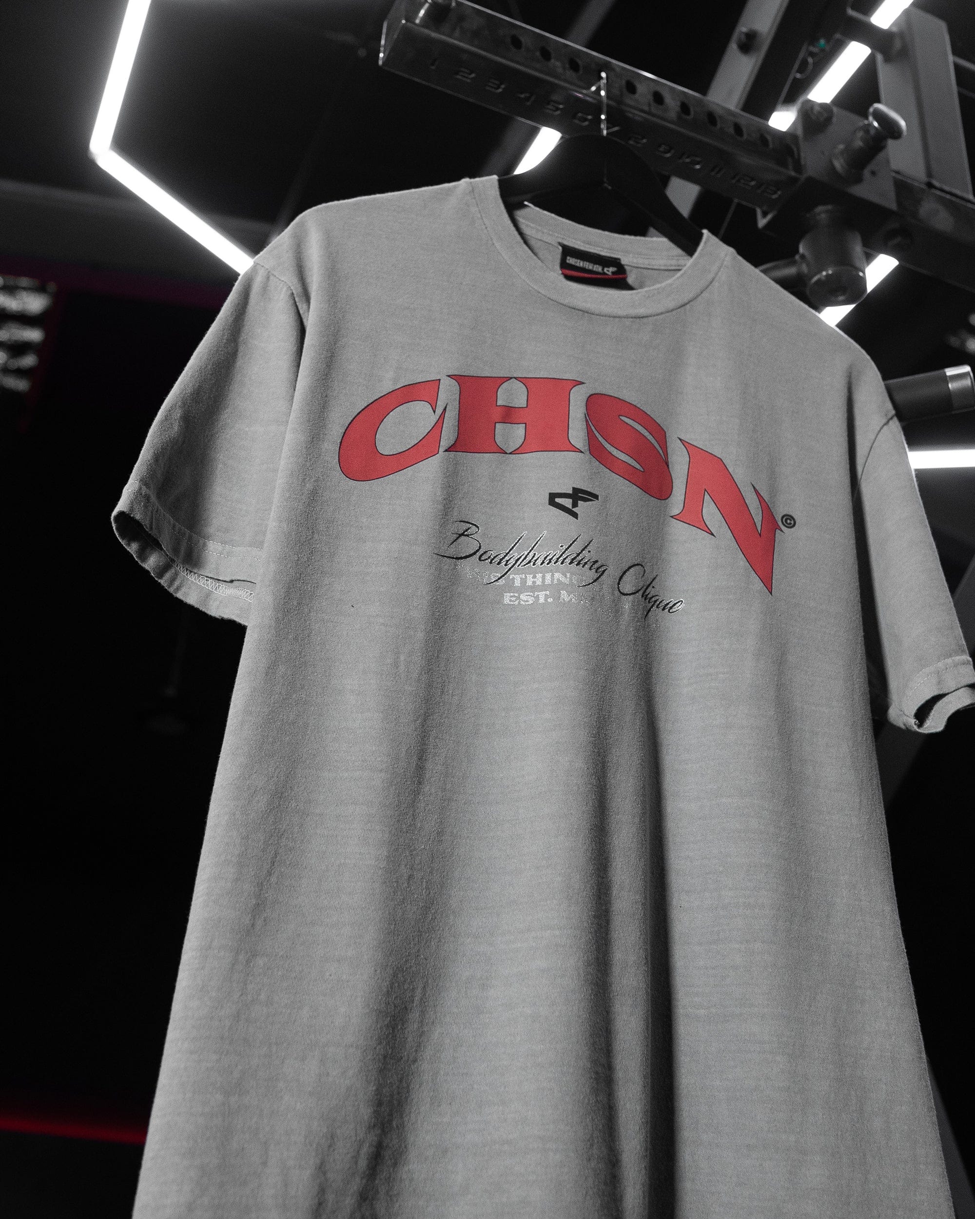 Clique Tee - Vintage Grey & Red