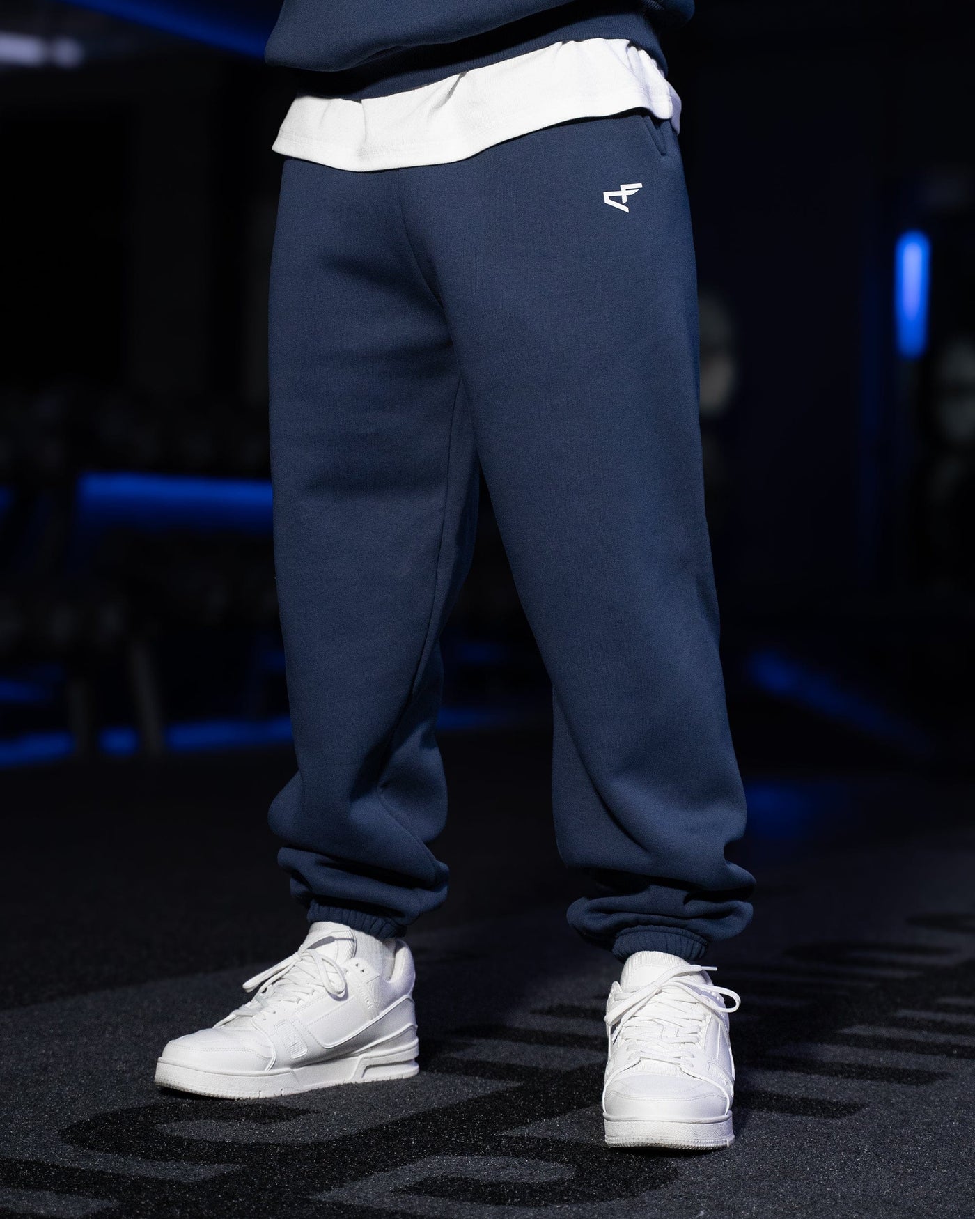 Daily Logo Cuffed Jogger - Navy Blue