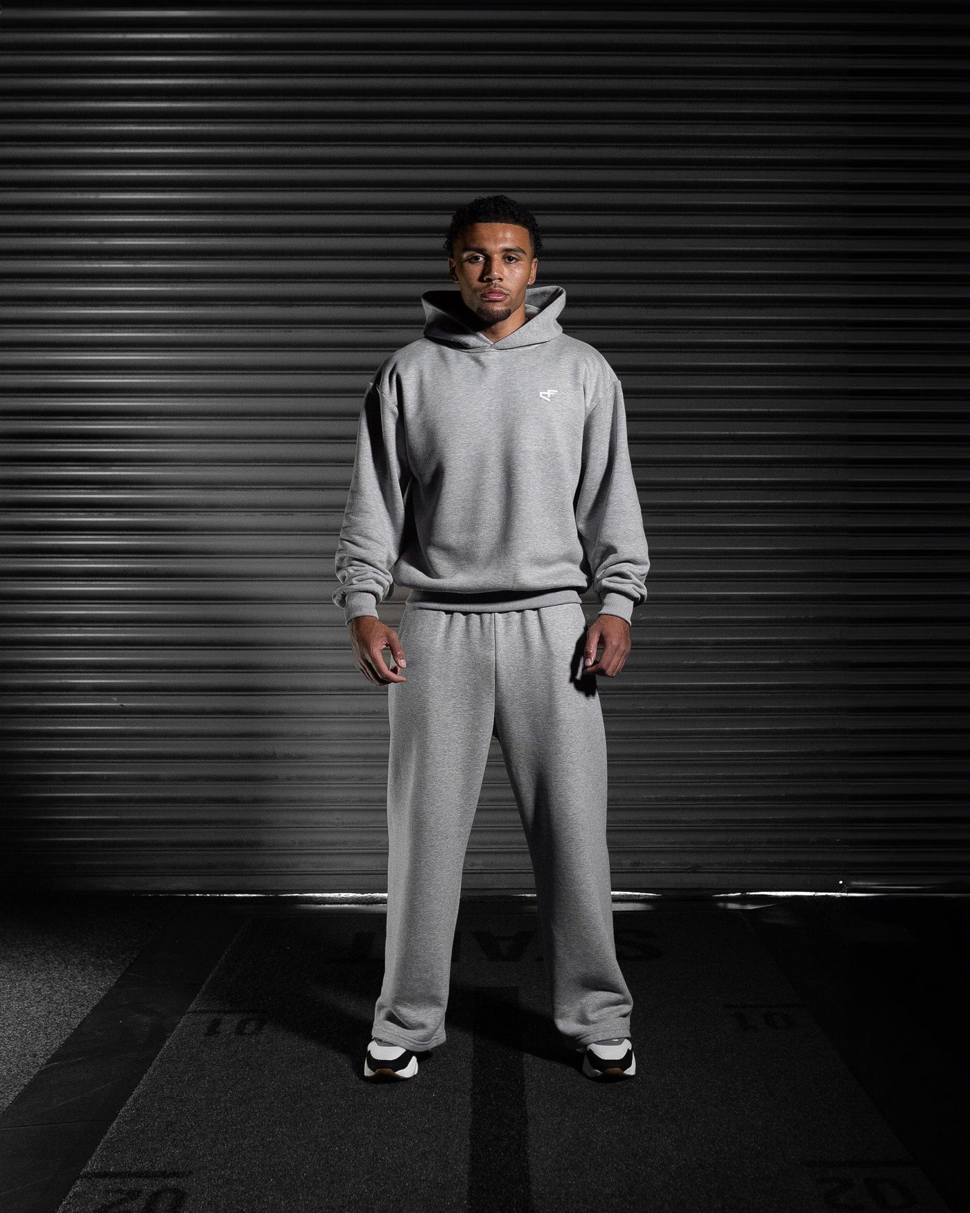 Daily Logo Wide Jogger - Ash Storm