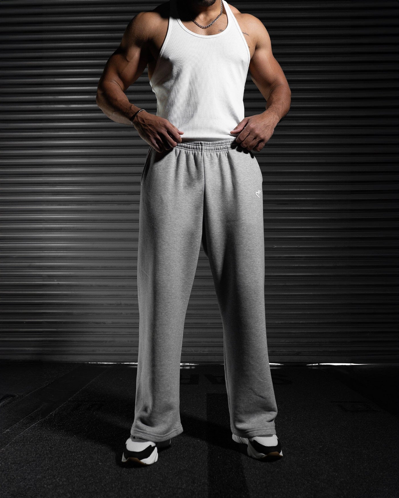 Daily Logo Wide Jogger - Ash Storm
