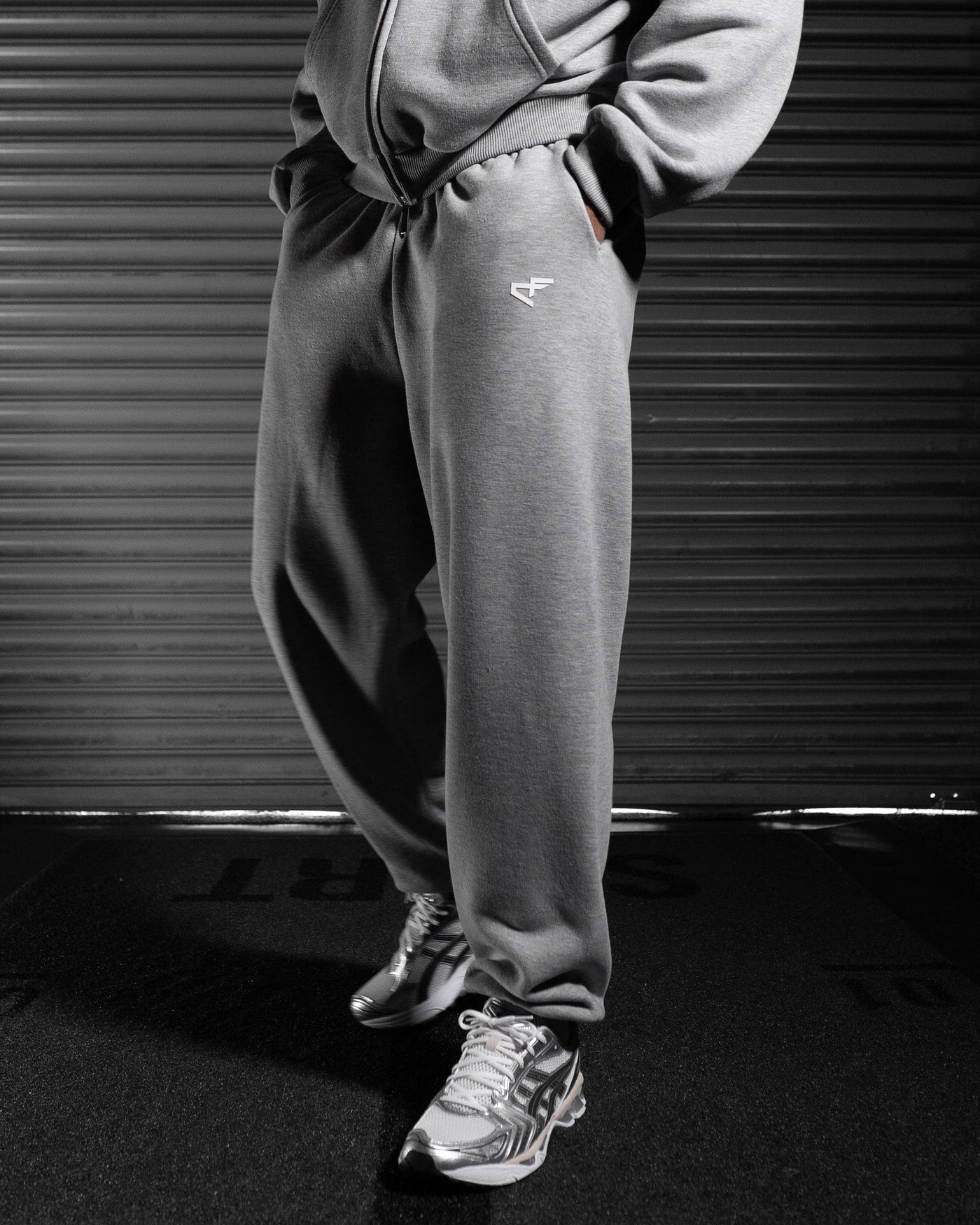 Daily Logo Cuffed Jogger - Ash Storm