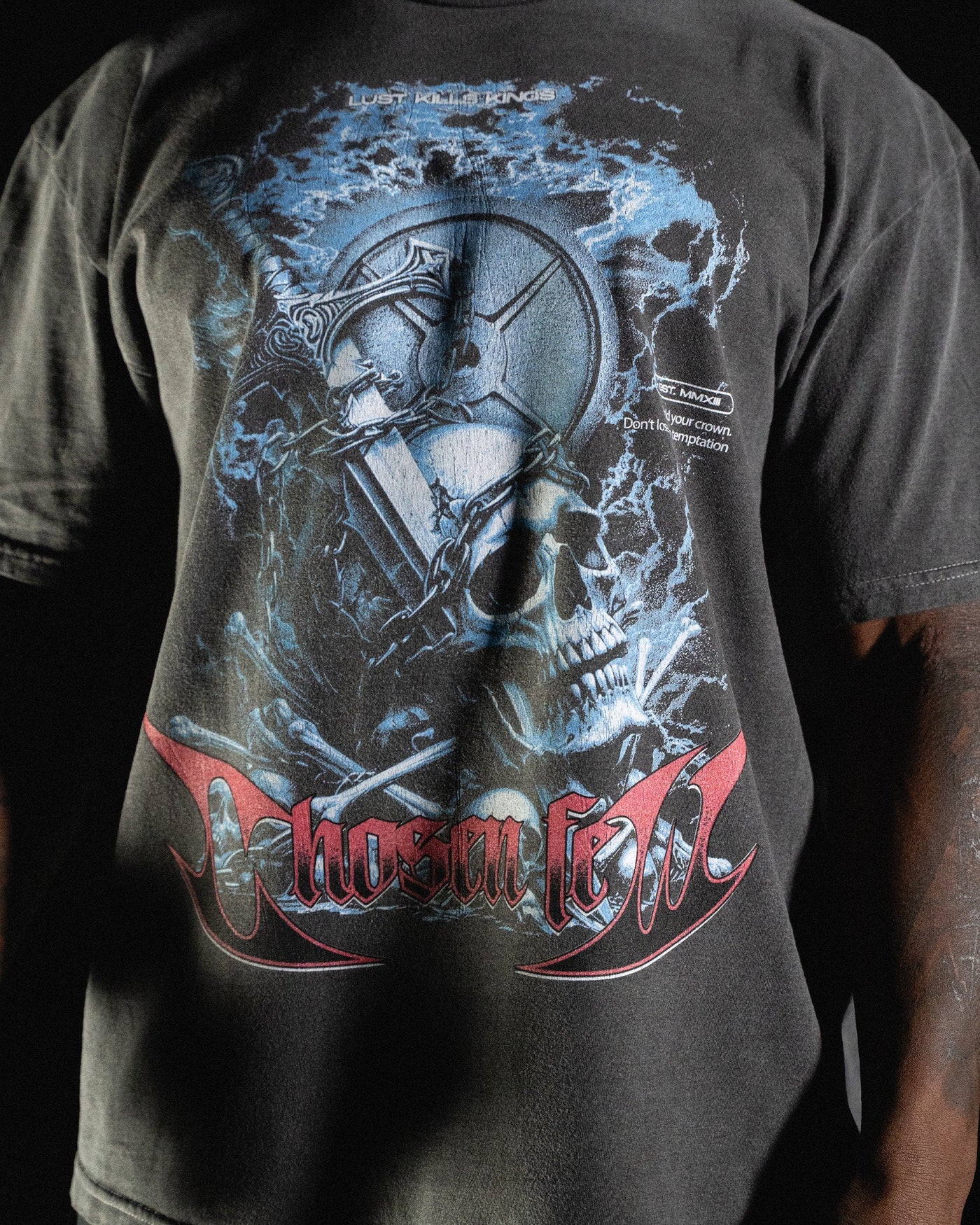 LKK Hold Your Crown - Vintage Tee - Black