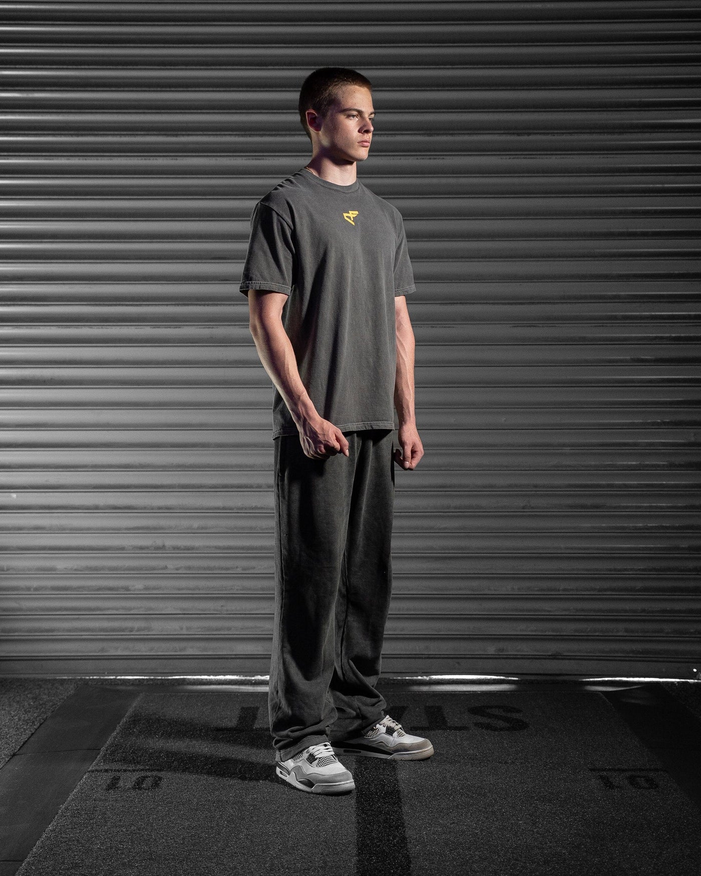 G Gym Tee - Vintage Black & Golds Yellow Legacy Edition
