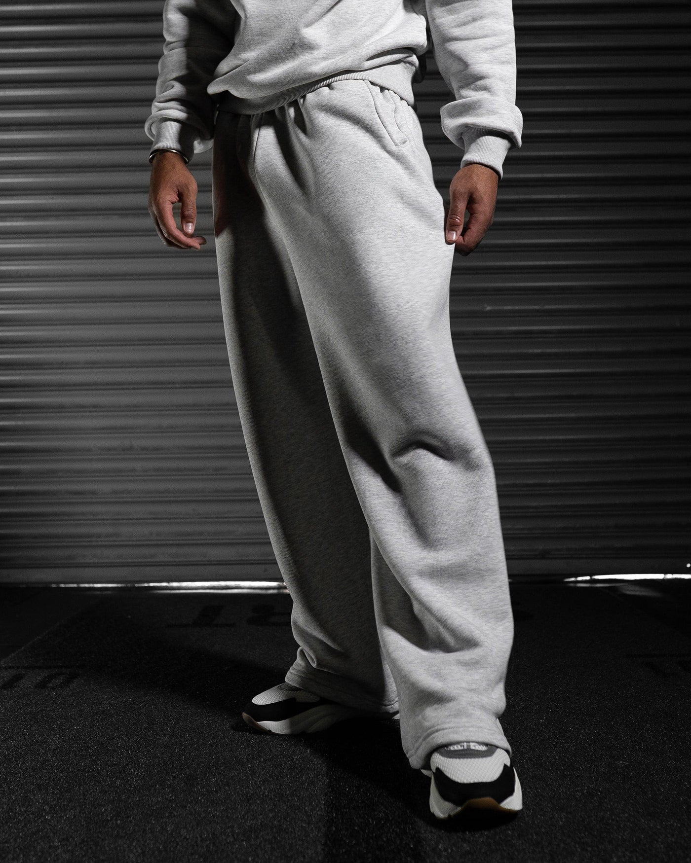 Daily Blank Wide Jogger - Salt & Pepper