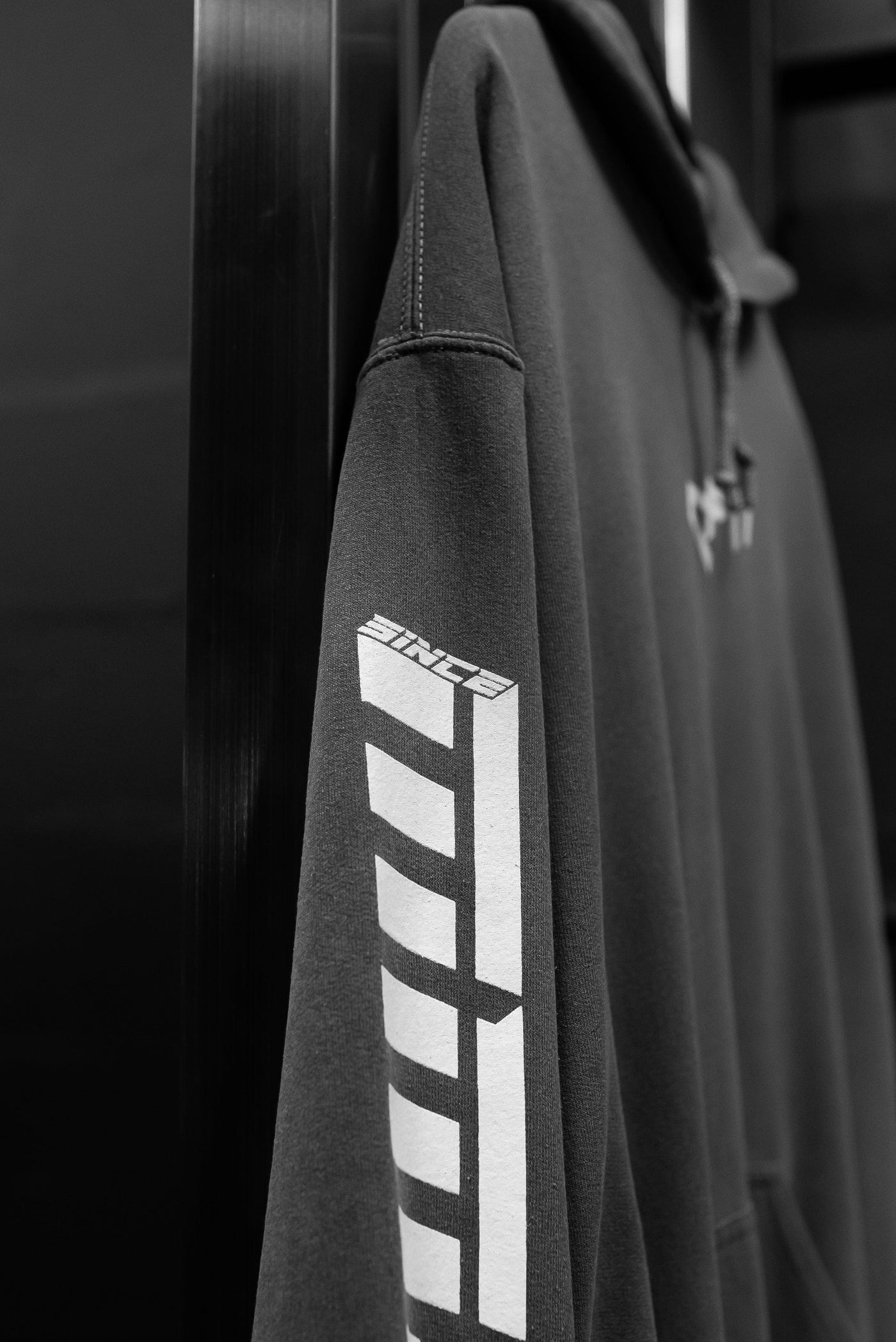 G Gym - Vintage Hoodie - Black & White